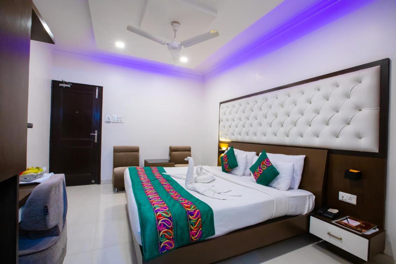 Hotel Surya International Delhi  Exterior foto