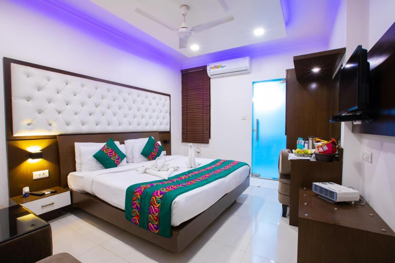 Hotel Surya International Delhi  Exterior foto